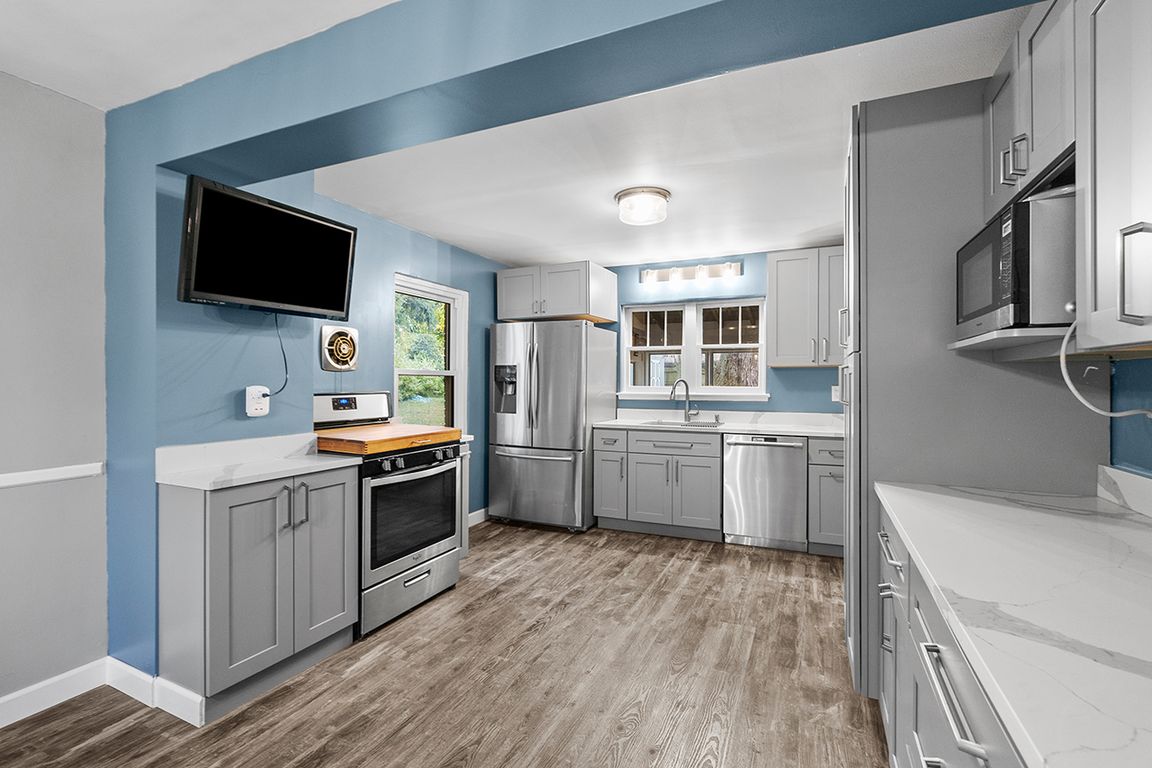 next background image