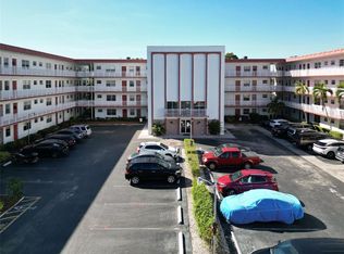 4000 NW 44th Ave #208, Lauderdale Lakes, FL 33319