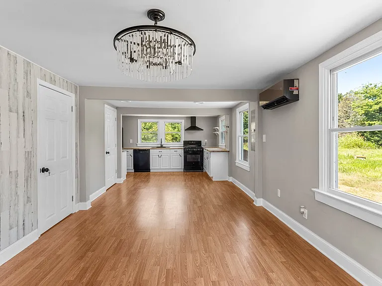 2302 Lighthouse View Dr — Photo 3