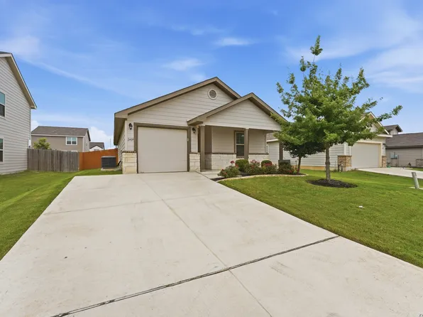 2409 Ranger Pass, Seguin, TX 78155
