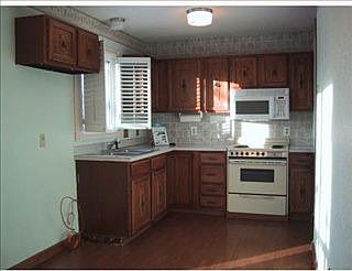 2nd image of 704 Tanglewood Dr