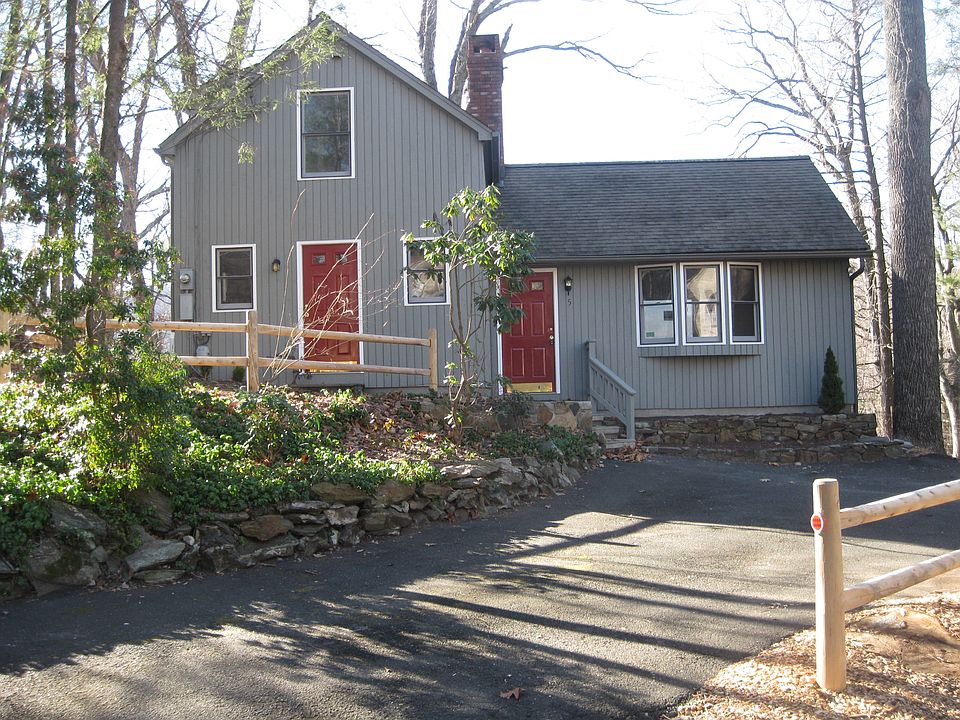 5 Inglenook Rd., New Fairfie
