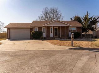 259 N Willo Esque Ct, Wichita, KS 67212