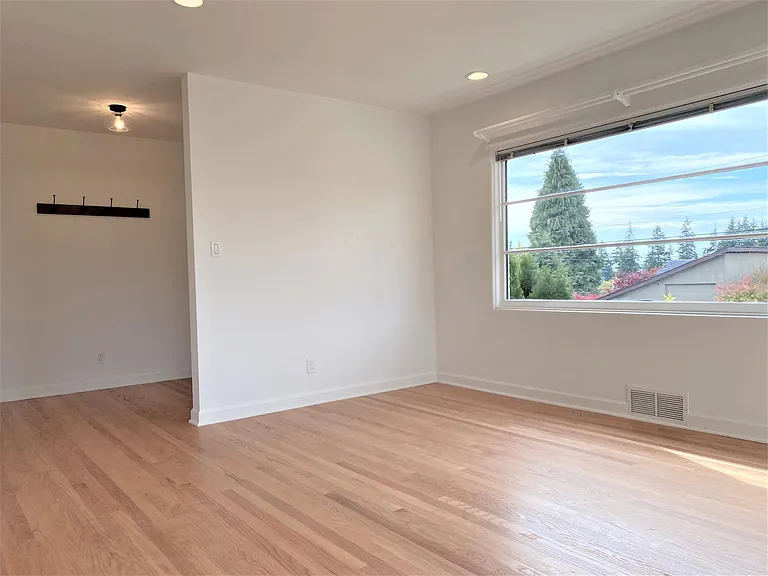 12258 1st Ave NW — Photo 15