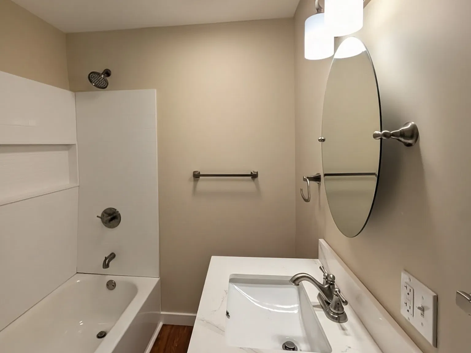 Park Place - A — Photo 3