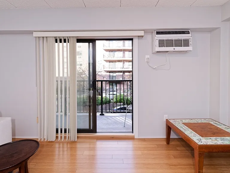 125 Pleasant St #201 — Photo 4