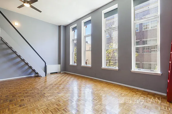 Rented by (Legacy) Elegran | media 9