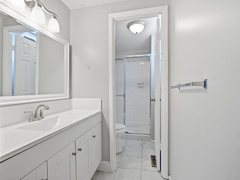 10805 Southall Dr — Photo 18