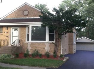 18625 Gladville Ave, Homewood, IL