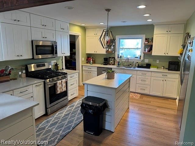 4317 Maple St, photo 2