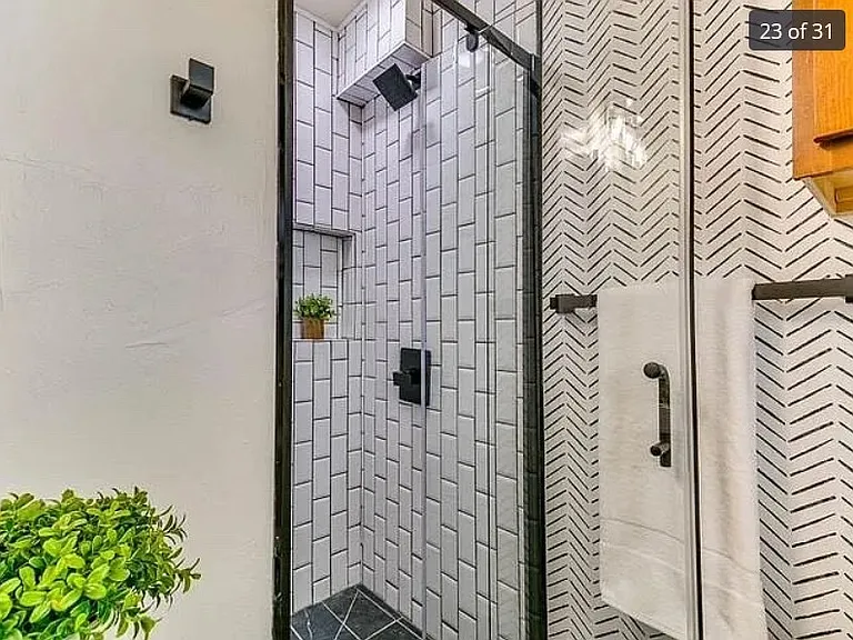 2021 Meeker Dr — Photo 23