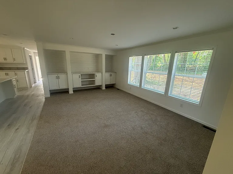 65 Forest Manor Rd — Photo 12