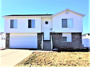 637 N 1725 W, Clinton, UT 84015
