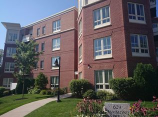 629 Hammond St UNIT E107, Brookline, MA 02467