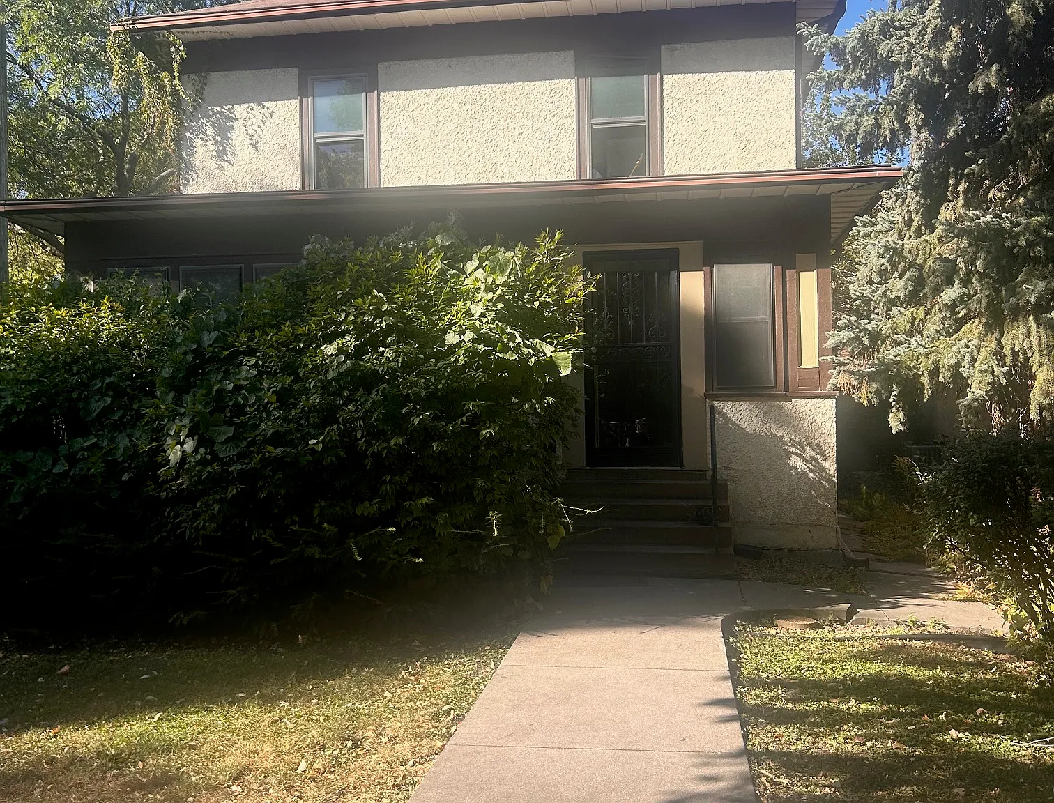 5 bed, 2166 sqft, $2,875 — Photo 1