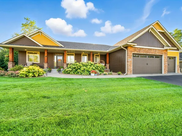 563 Elins Lake Rd SE, Cambridge, MN 55008
