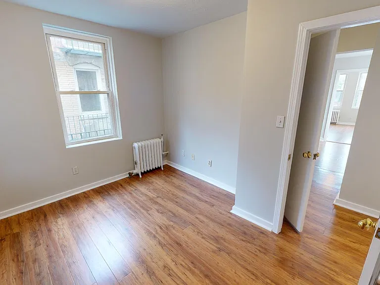 224 Hanover St #15 — Photo 4