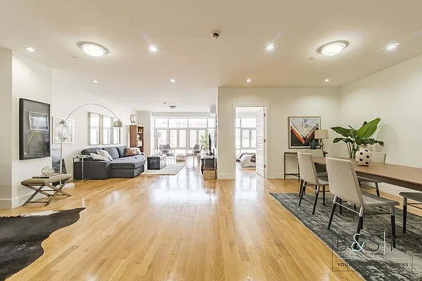 Rented by Mirador Real Estate | media 1