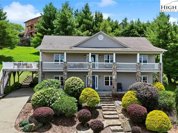 122 Degas Drive, Blowing Rock, NC 28605