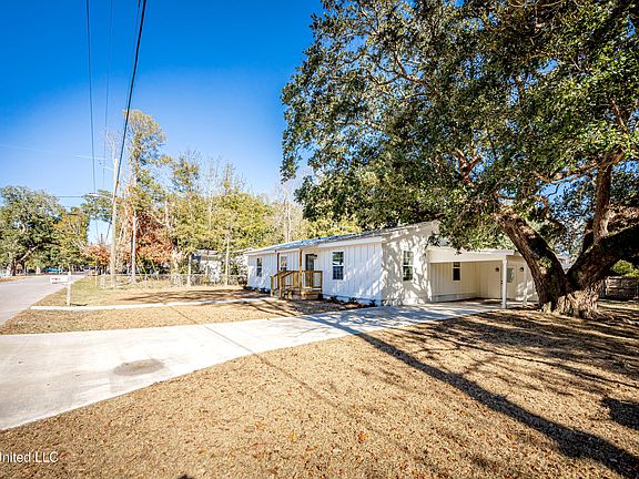 5th image of 214 Simon Blvd