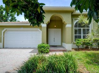 9007 SW 161st Ter, Palmetto Bay, FL 33157