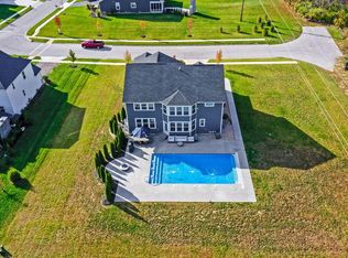 907 Ravine View Dr, Galena, OH 43021