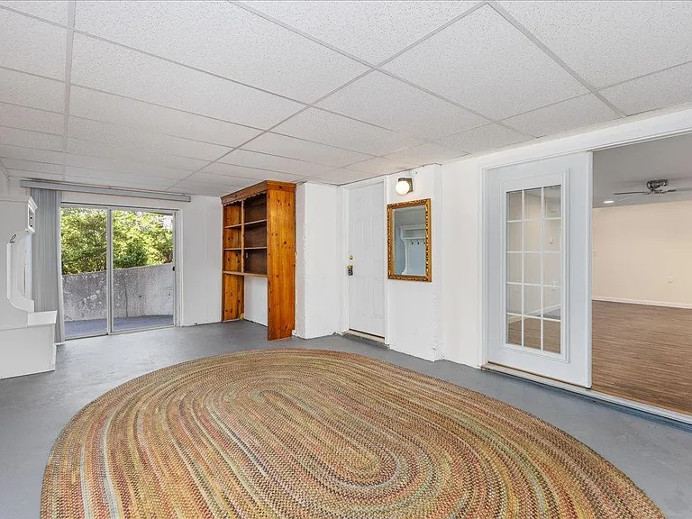 387 Main St #1 — Photo 15