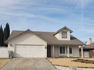 13220 Tamarisk Rd, Victorville, CA 92395