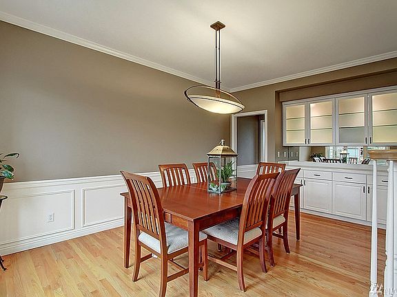 3rd image of 27219 SE 27th St