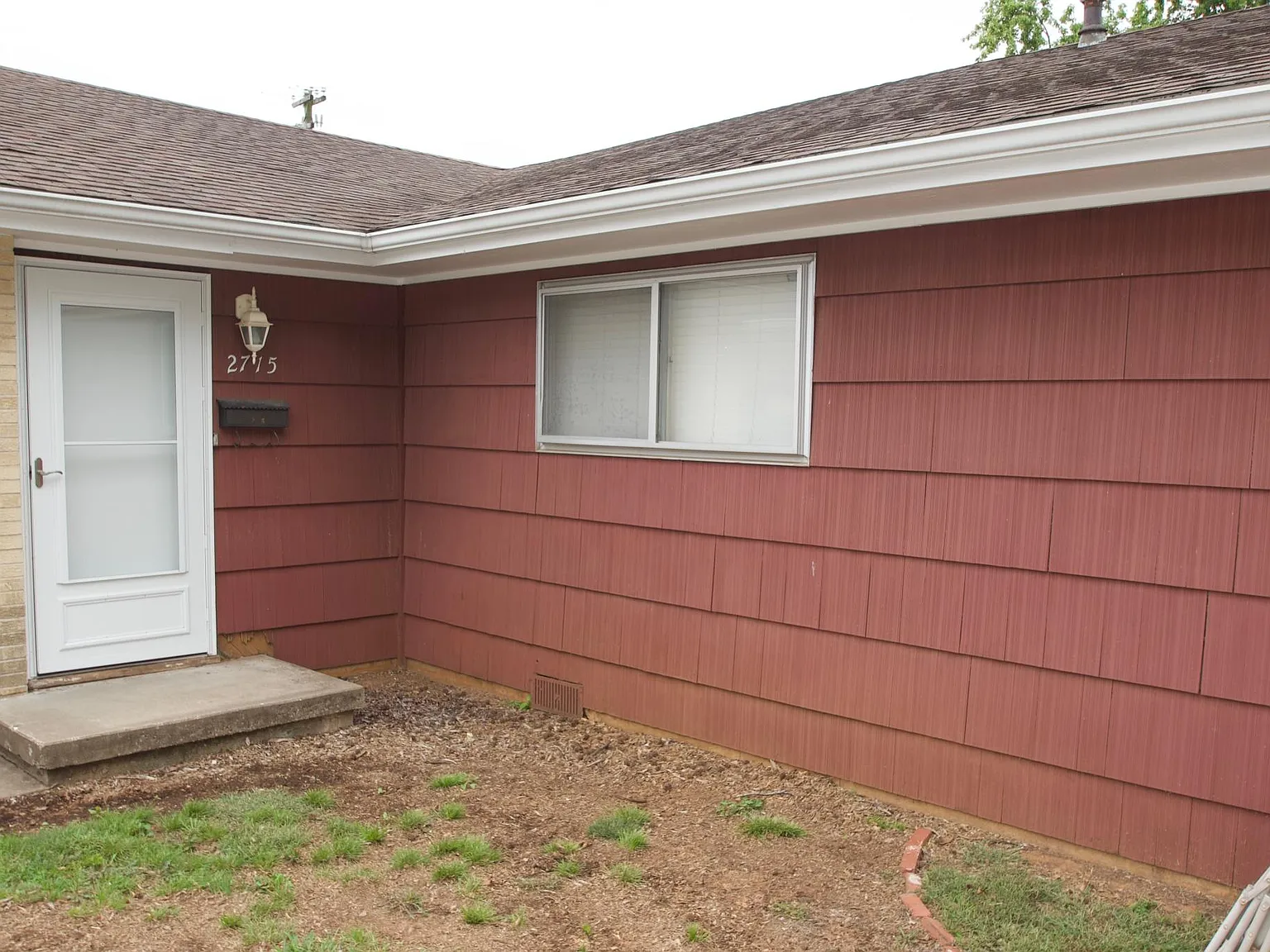 2 bed, 900 sqft, $1,095 — Photo 2