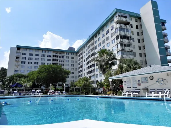 4330 Hillcrest Drive #402, Hollywood, FL 33021
