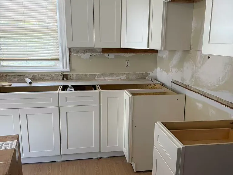 412 Waterman Ave #2L — Photo 2