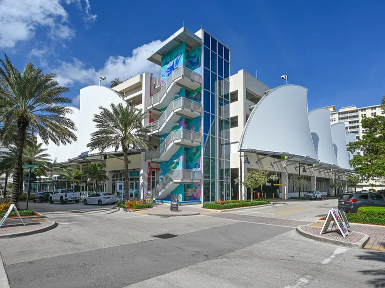 531 N Ocean Blvd #1210 — Photo 34