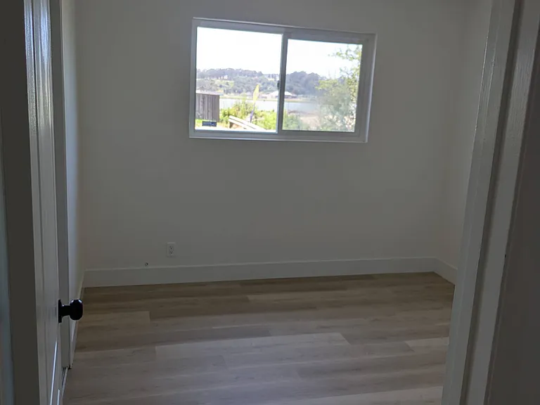478 Porter St — Photo 23