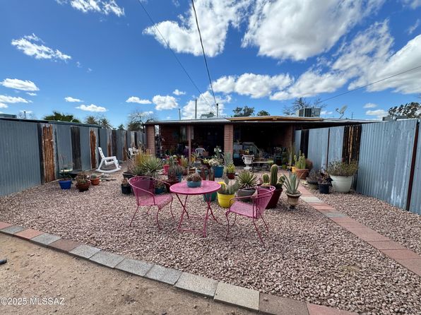 tucson-arizona-448592735 picture