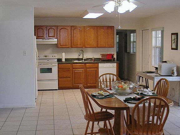 Greatroom - Kitchen