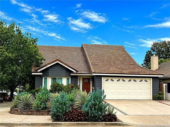 21100 Vintage St, Chatsworth, CA 91311