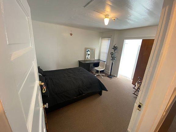 5th image of 770 Hampshire St