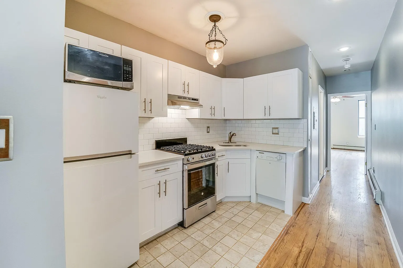 112 Jefferson St #3R photo 1