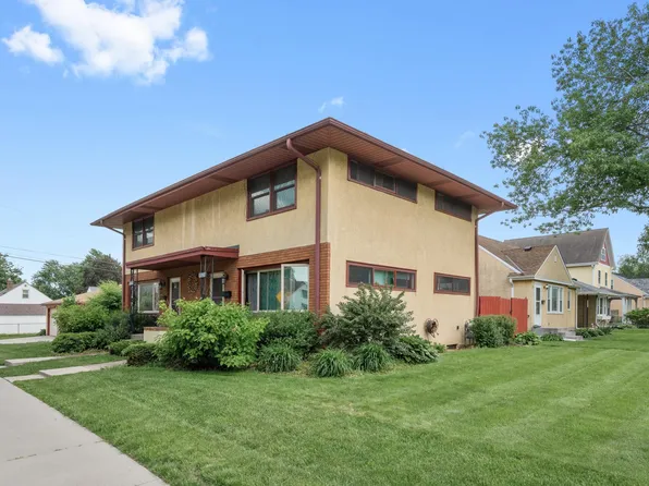 1529 Wentworth Ave, South Saint Paul, MN 55075