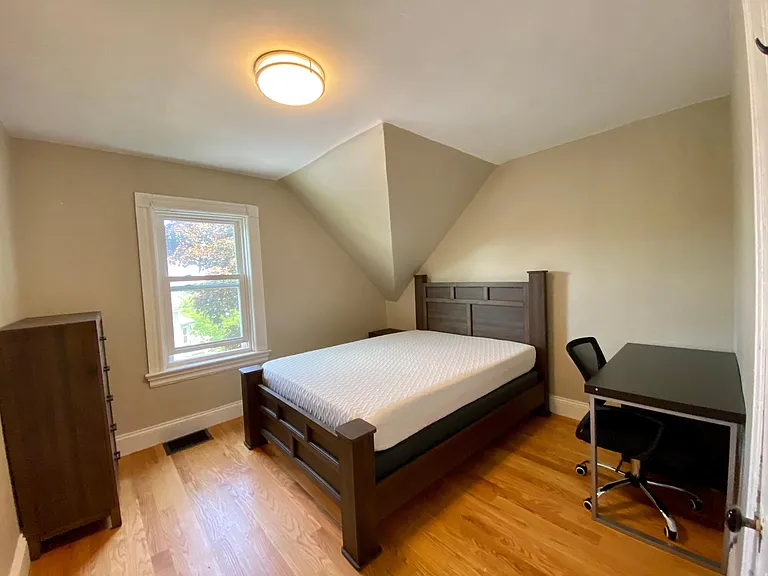 12 E George St #3 — Photo 29