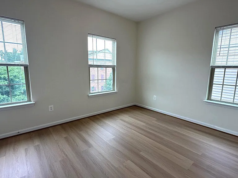 7343 Old Calvary Rd — Photo 28