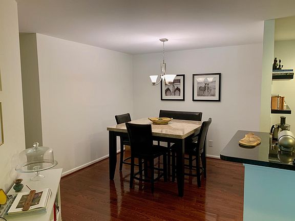 4th image of 7501 Ashby Ln