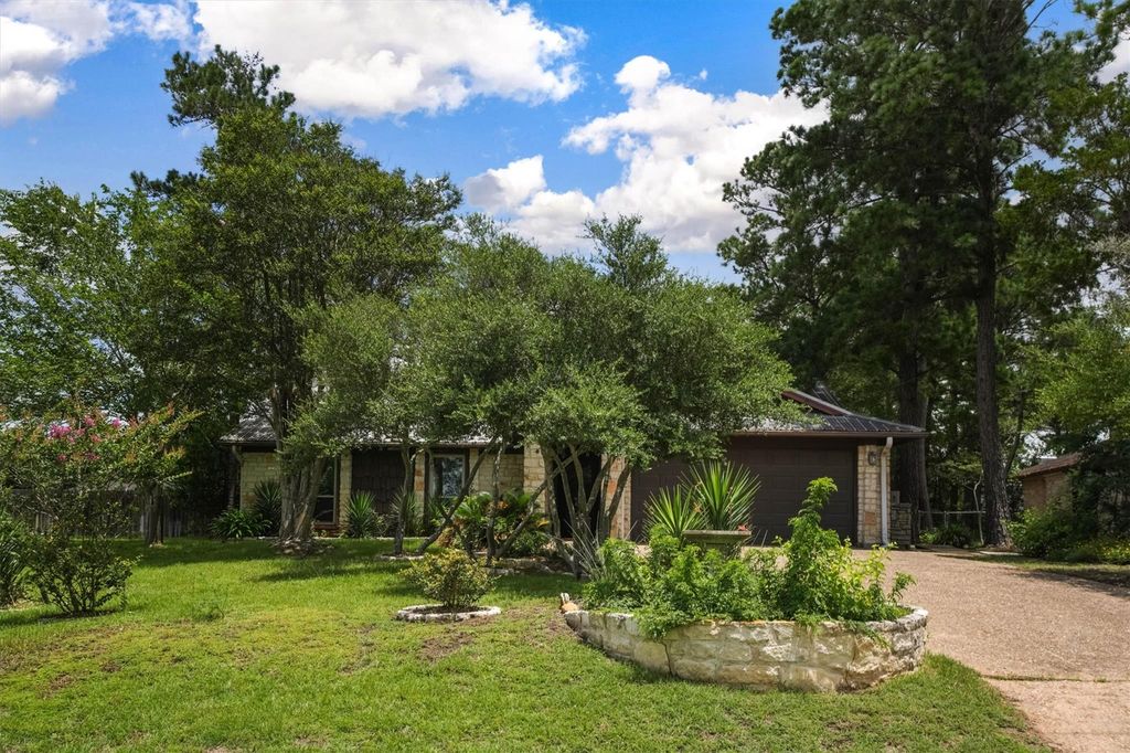112 Mahalua Ln, Bastrop, TX, Bastrop