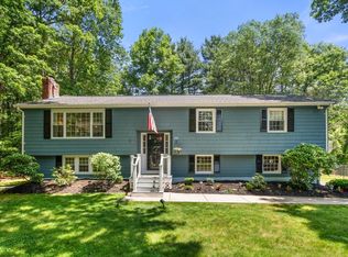 20 Billings Rd, Foxboro, MA 02035