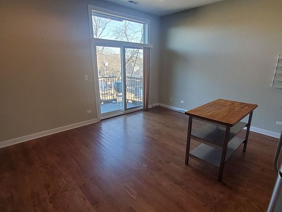 4th image of 3060 W Armitage Ave APT 303