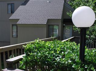 4 Norwood Dr, Bella Vista, AR 72714