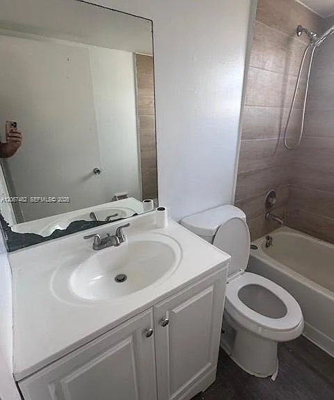 20735 NE 8th Ct #101-12 — Photo 5