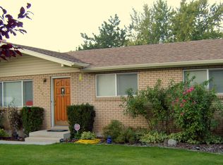 836 E Gladiator Way, Sandy, UT 84094