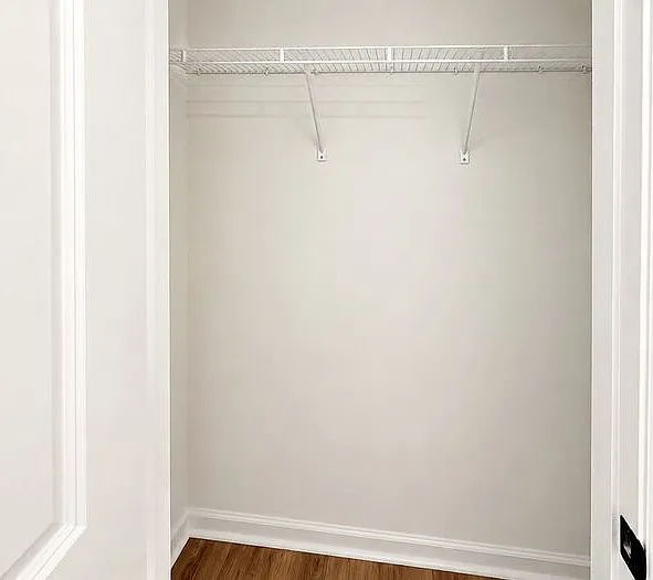 8672 Elmo Rd — Photo 33
